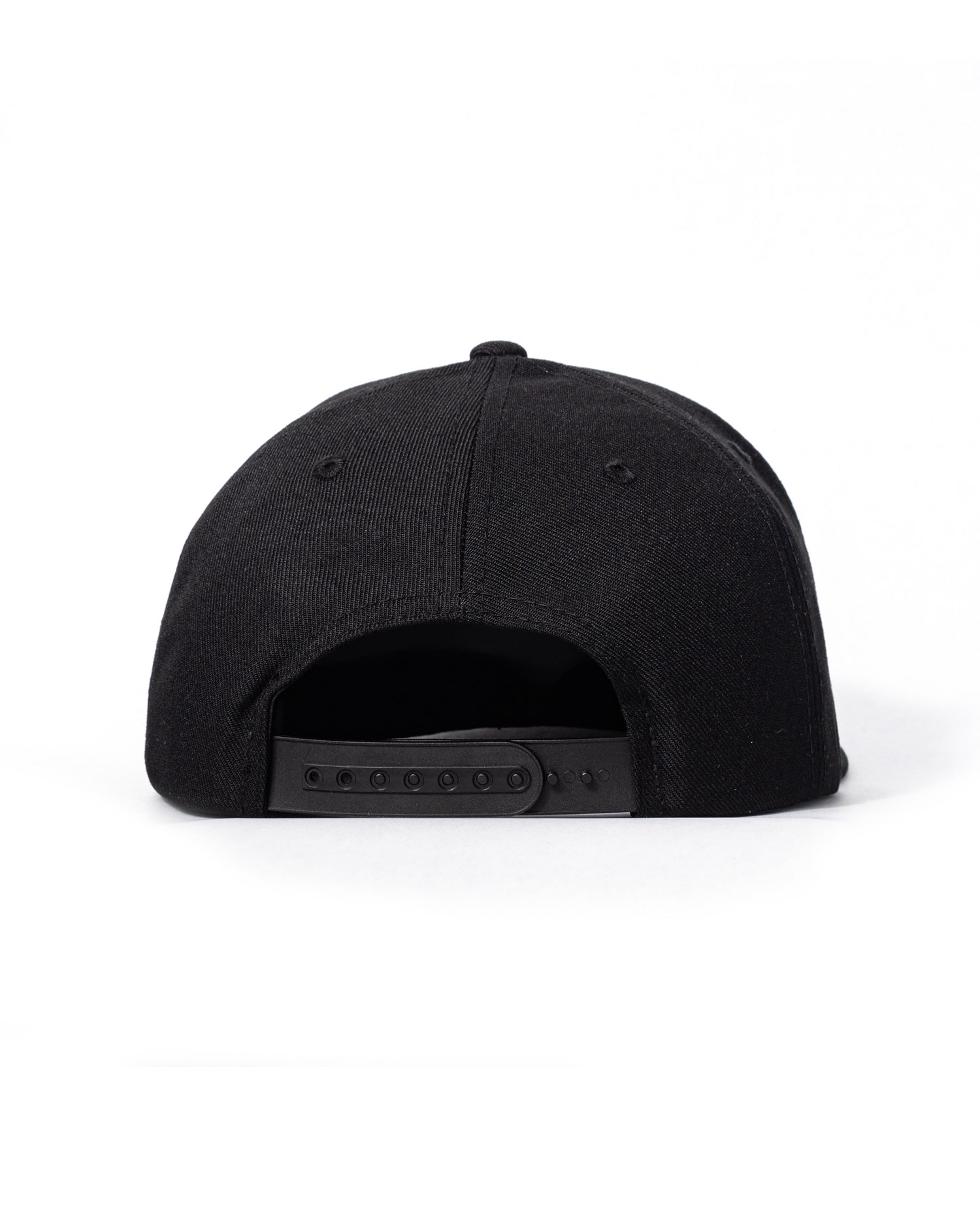 LA drama Black, Snapback