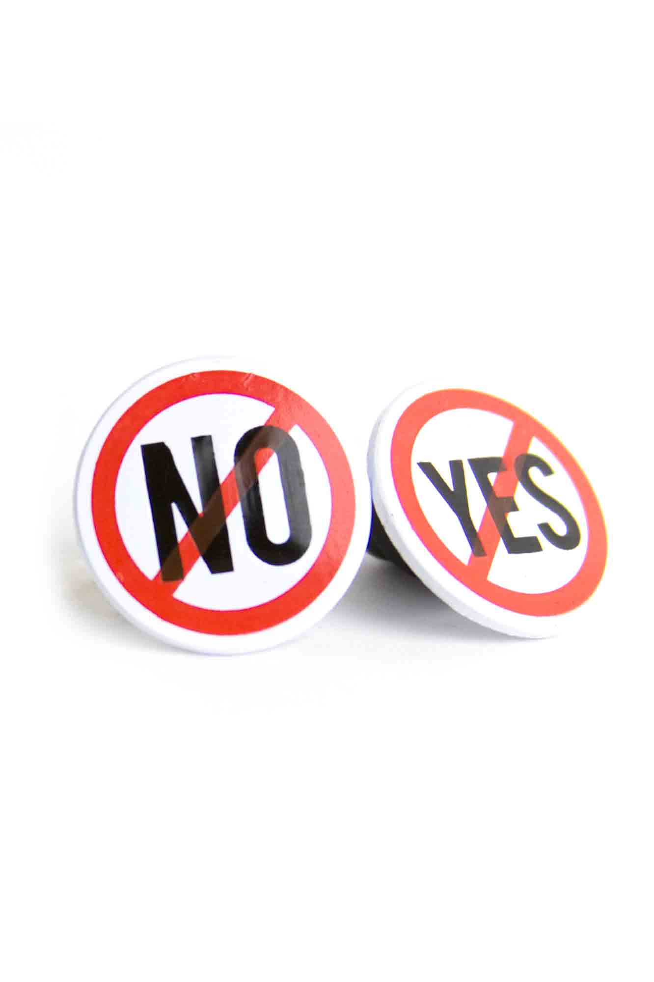 Yes No Pin Set